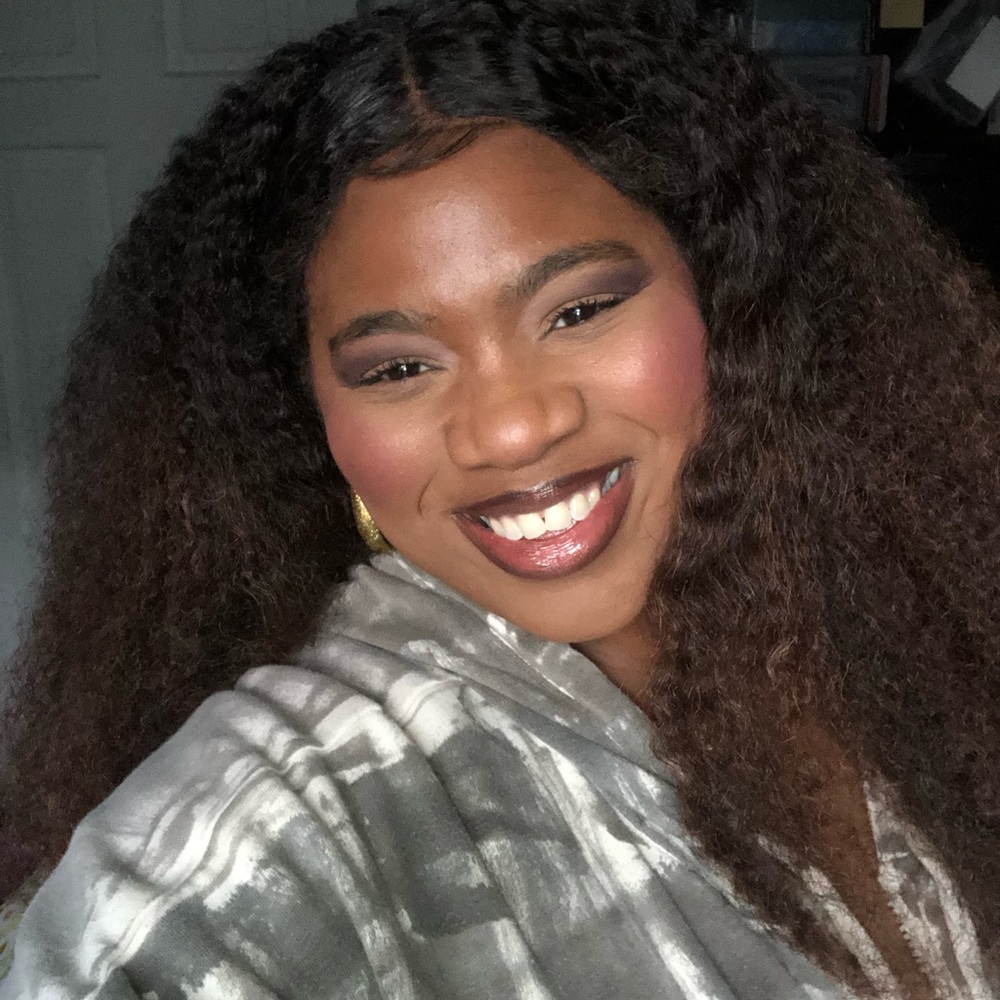 Meet your Posher, Ashaunai